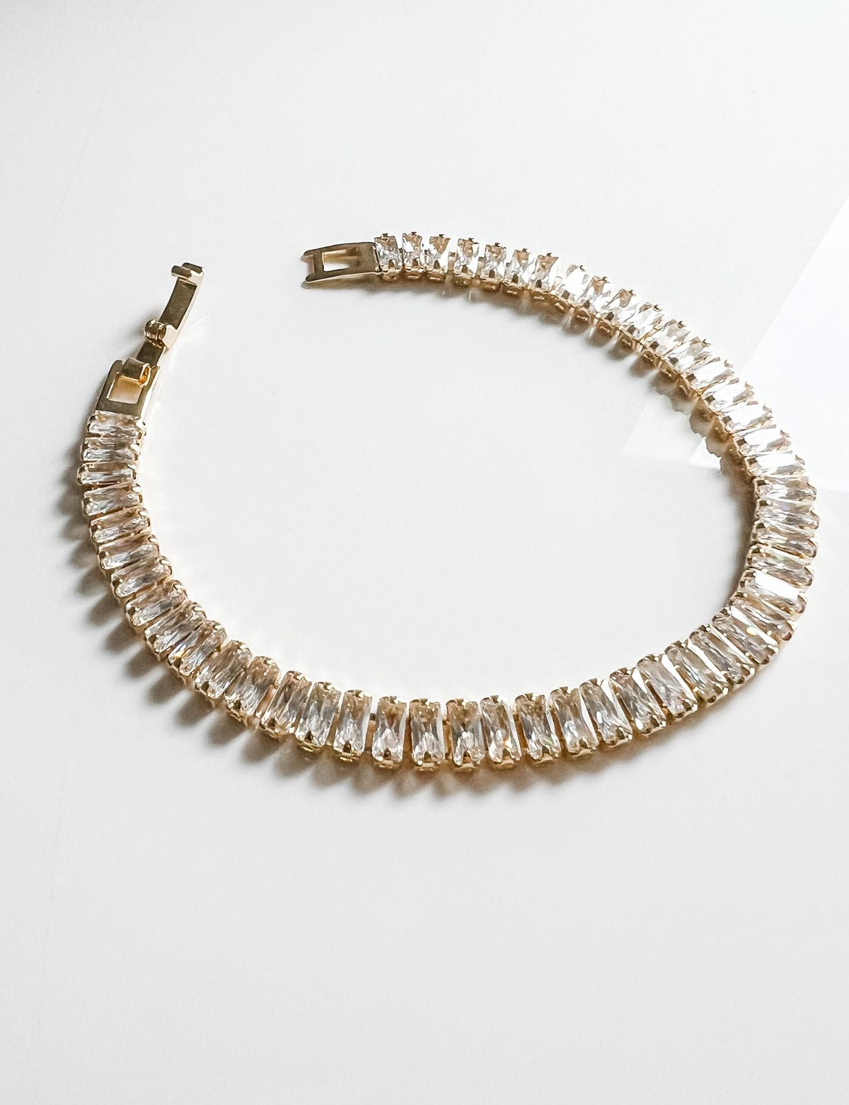 Златисти Гривни