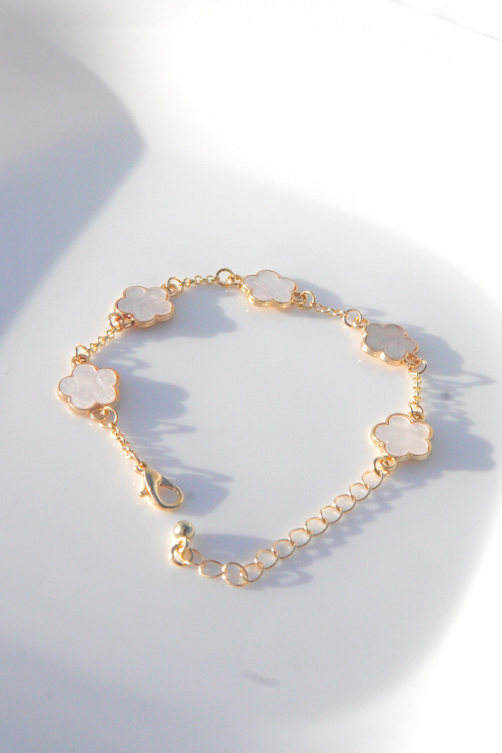 Златиста гривна Azelie с 18K покритие от неръждаема стомана - Lesso бижута България