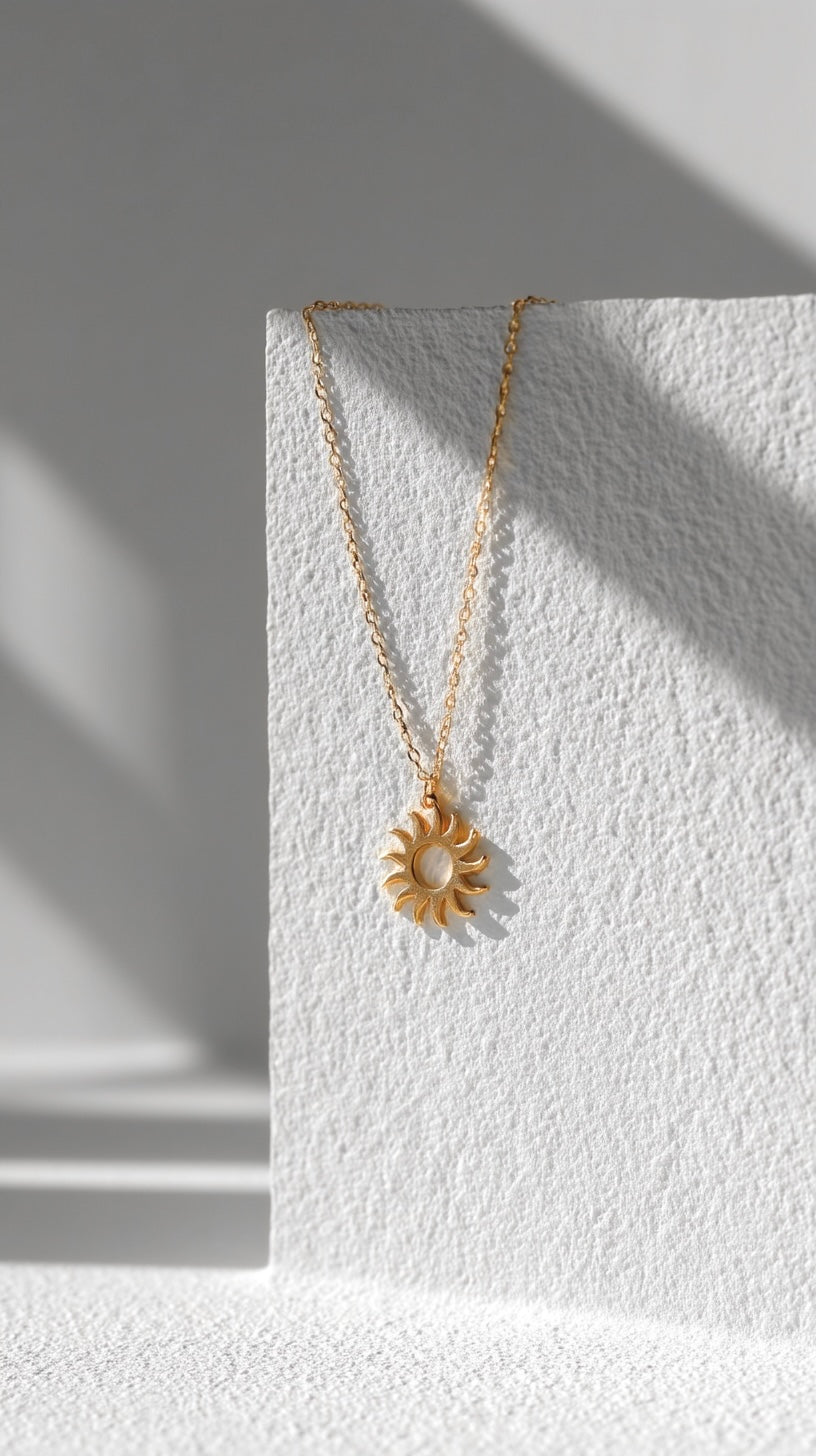 Златисто колие Solea с 18K покритие от неръждаема стомана - Lesso бижута България